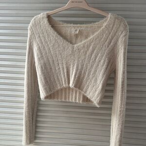Cozy Cream Cropped Sweater